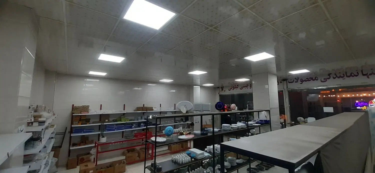 یک باب مغازه ۸۰ متری