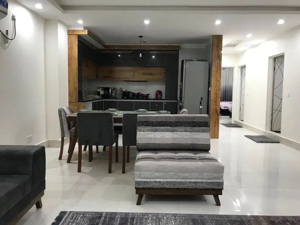 آپارتمان نوساز و لوکس مبله شبانه