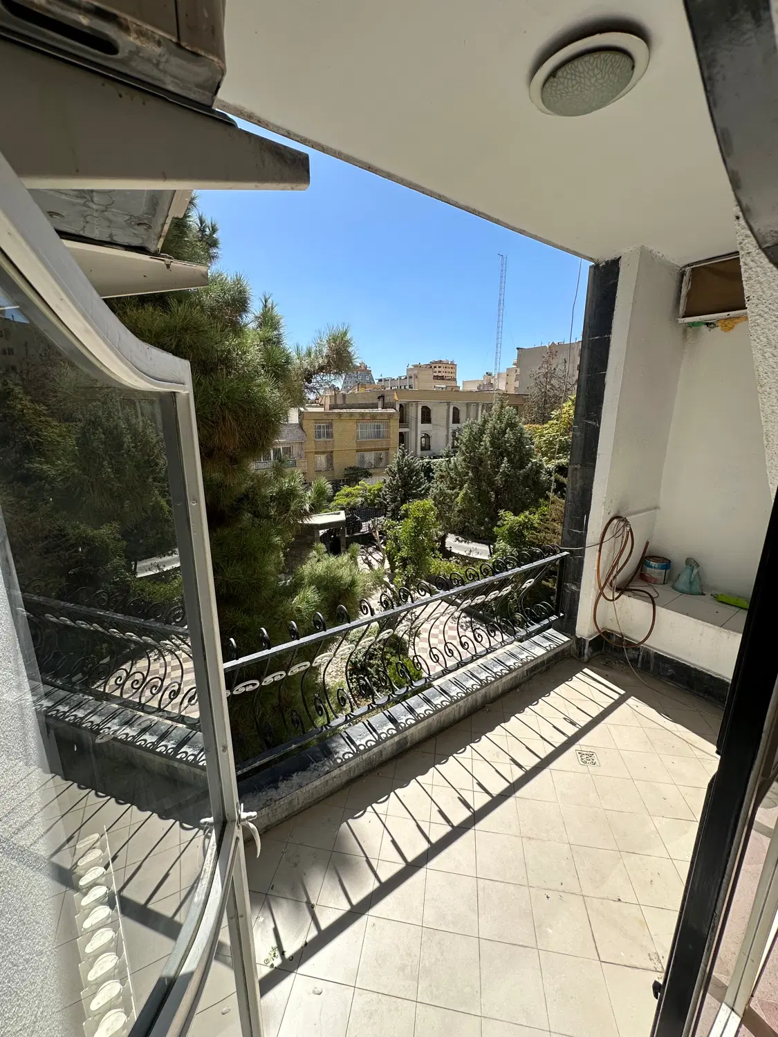 خیابان اصلی ولنجک ۷۵ متر یک خواب_ جنوبی