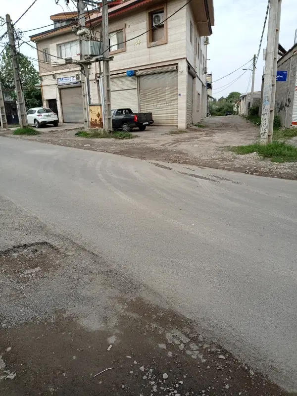 زمین ۱۸۰ متر
