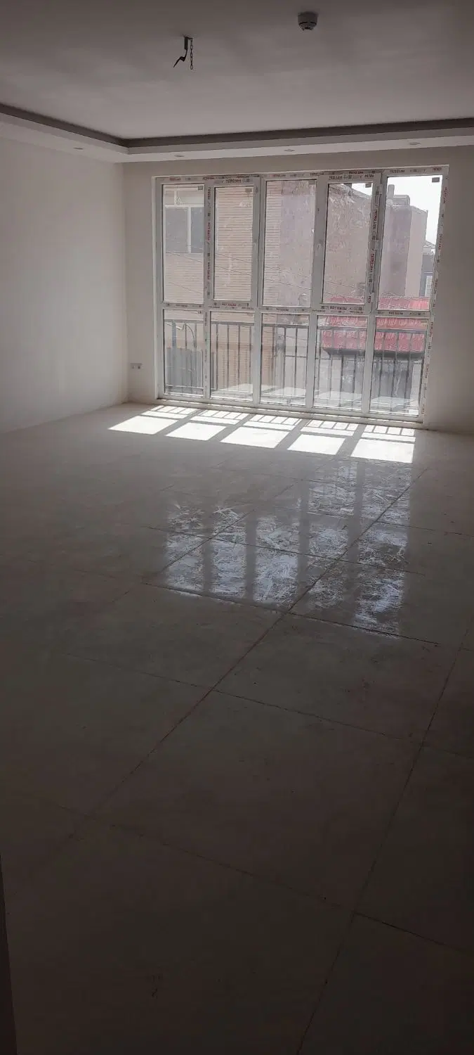 ویلایی رازی ۸ میلیارد