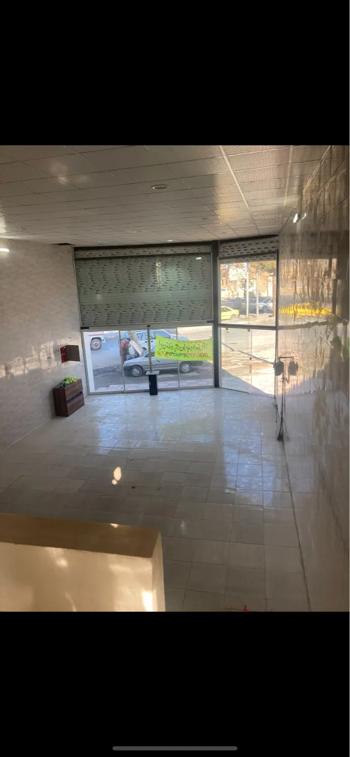 مغازه تجاری دائم حاشیه
