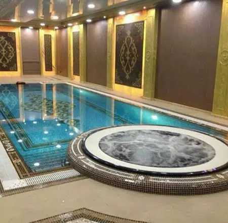 فروش واحد با موقعیت بسیار خوب در شهرک گلستان