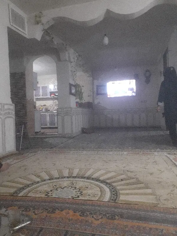 خانه دوطبقه. طبقه بالا