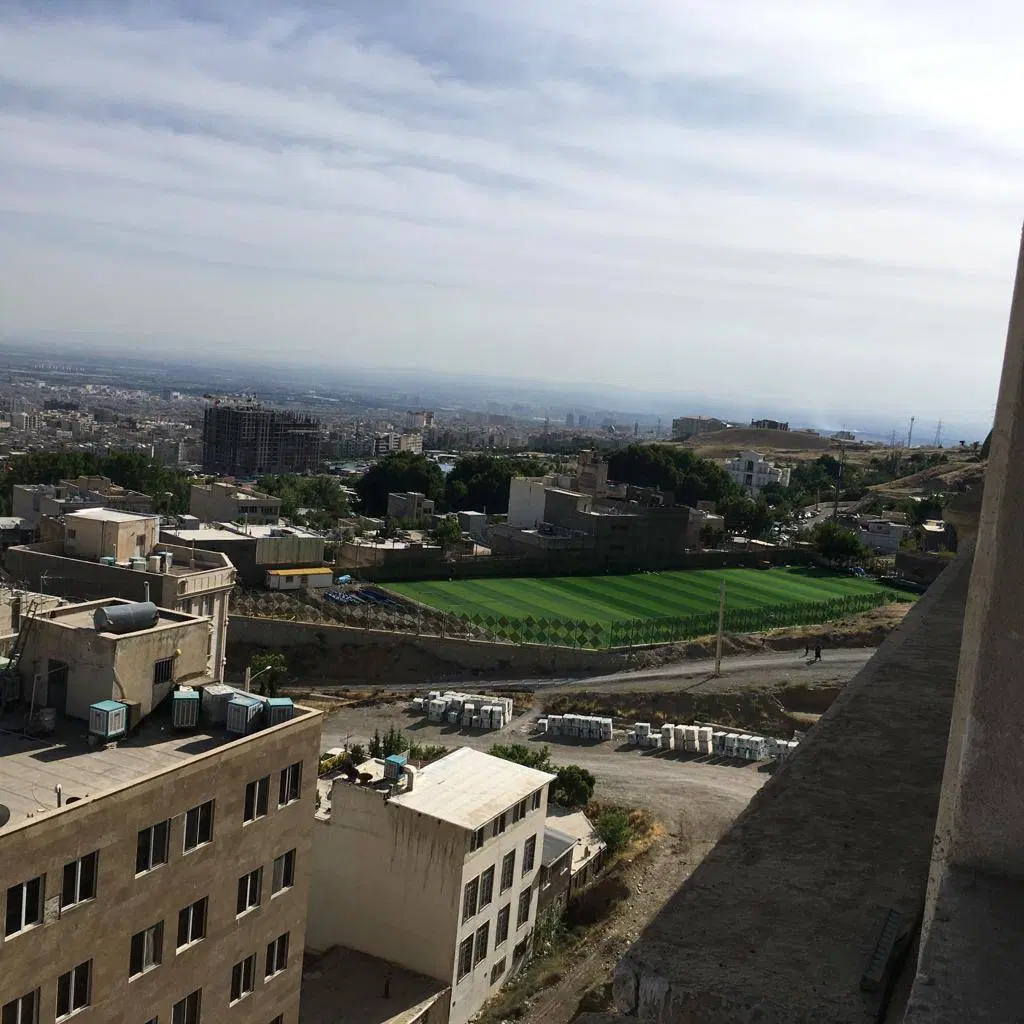 ۱۰۱ متر دو خواب بام پونک