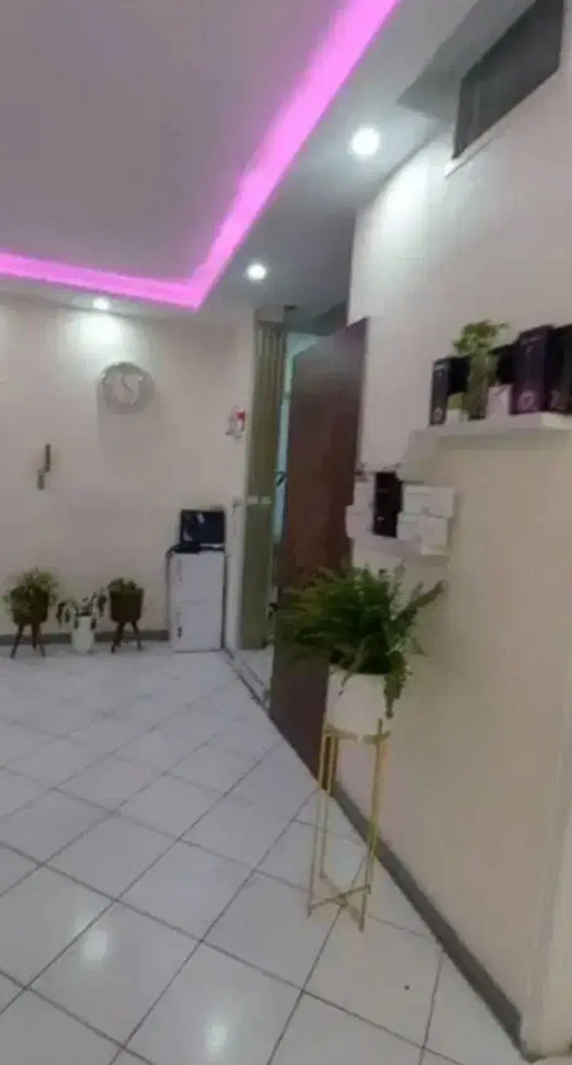 واحد اداری ۶۰ متری ۲ اتاق رو به نما