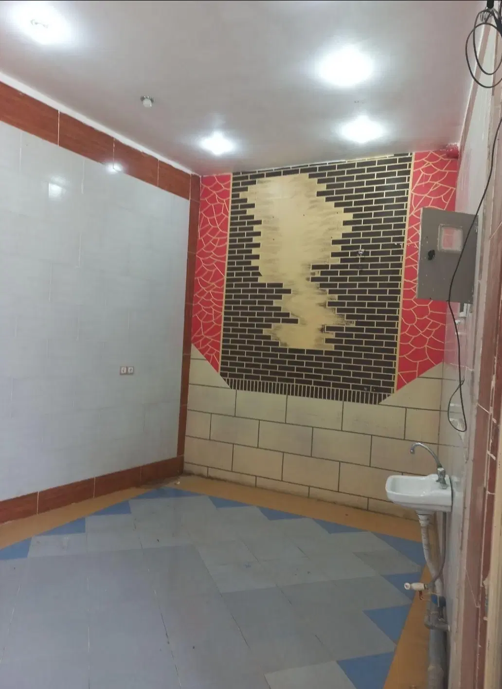 رهن و اجاره مغازه ۲۴ متر