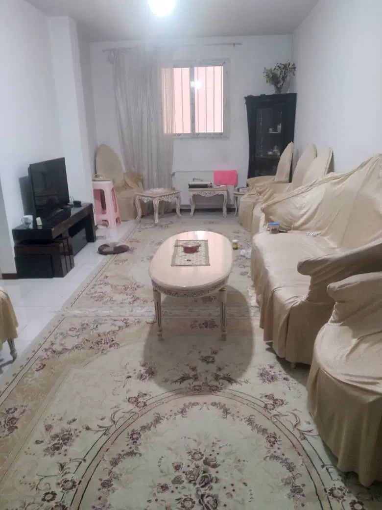 ۸۵متر گیلاوند مالک هستم