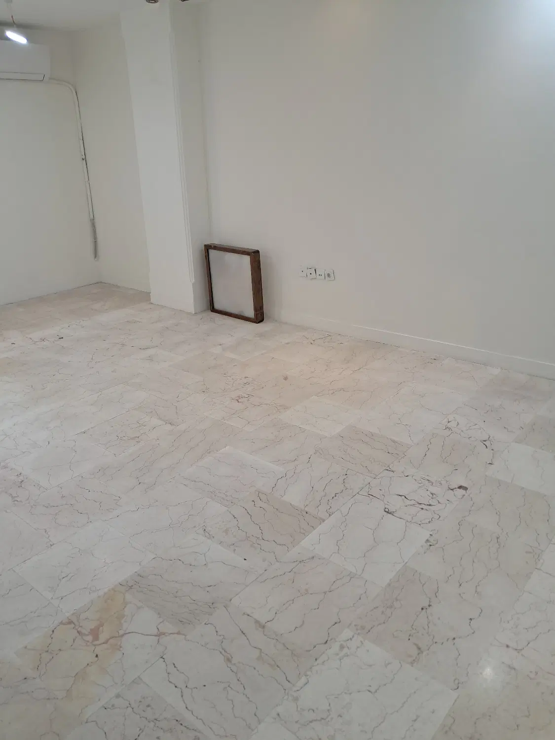 مغازه تجاری گندمان