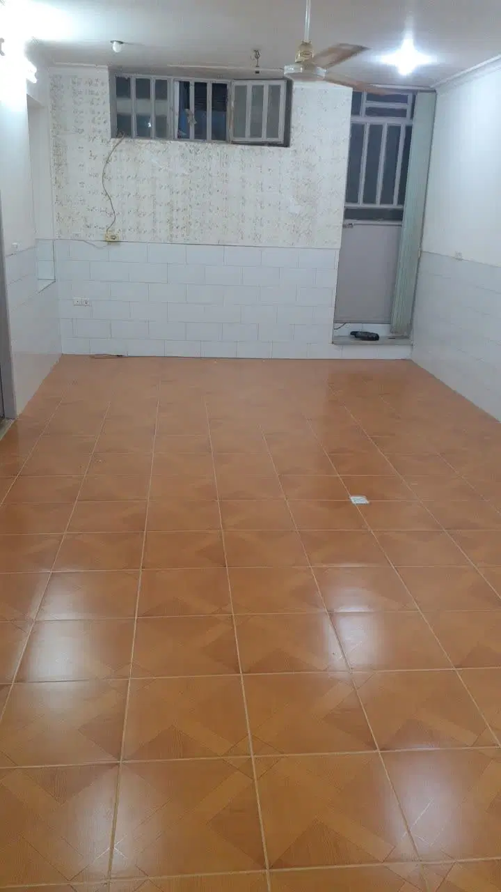 زیرزمین ۱۰۰ متر دوخواب خوش نقشه امامشهر