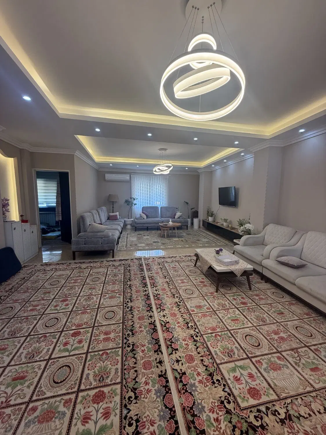 فروش یک واحد آپارتمان  بلوارشهدای گمنام