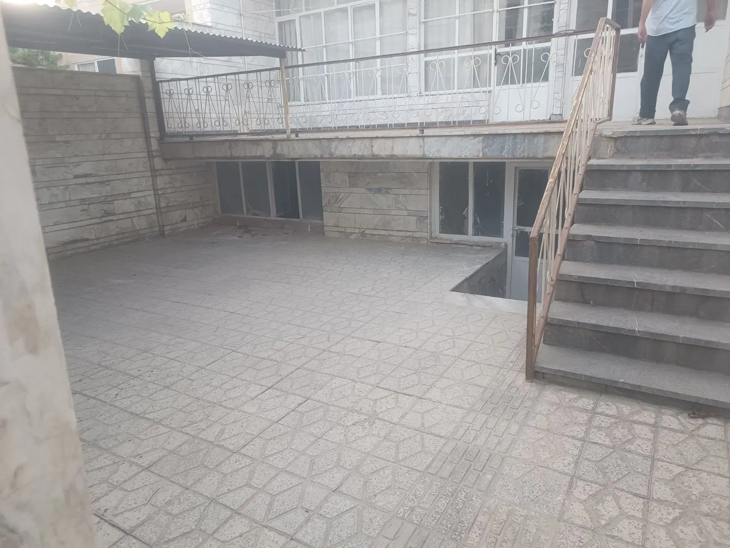 خانه ویلایی خیابان سعدی