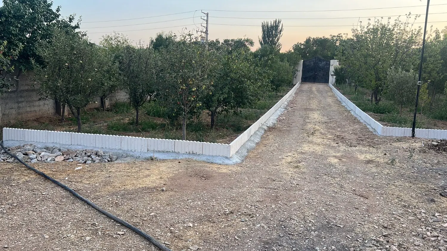 باغچه دماوند آبسرد ۱۳۰۰متر