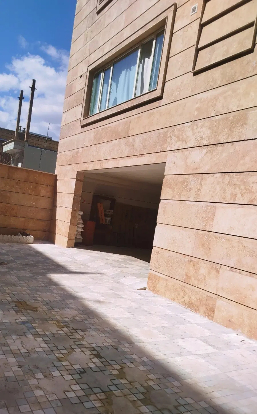 خانه۱۹۰متری تازه ساخته گریزه