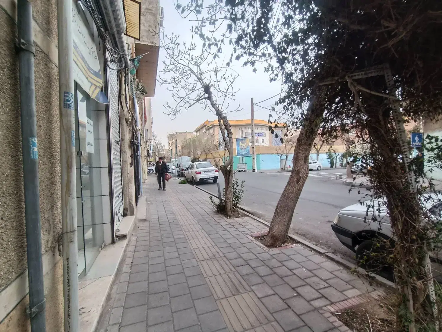 فروش مغازه با قابلیت تجمیع ملک چپ و راست