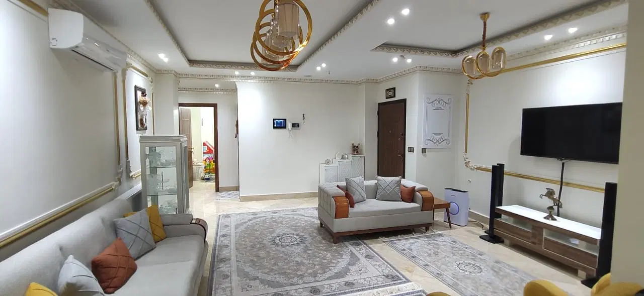 واحد ۱۰۰ متری هوشمند در خیابان فردوسی