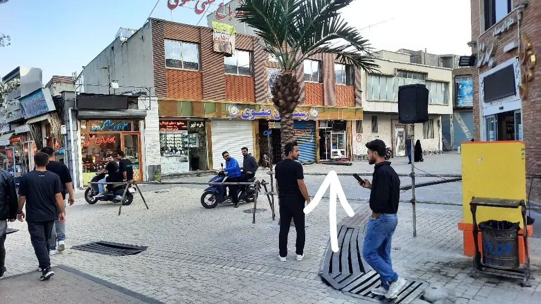 مغازه در پیاده راه عالی قاپو