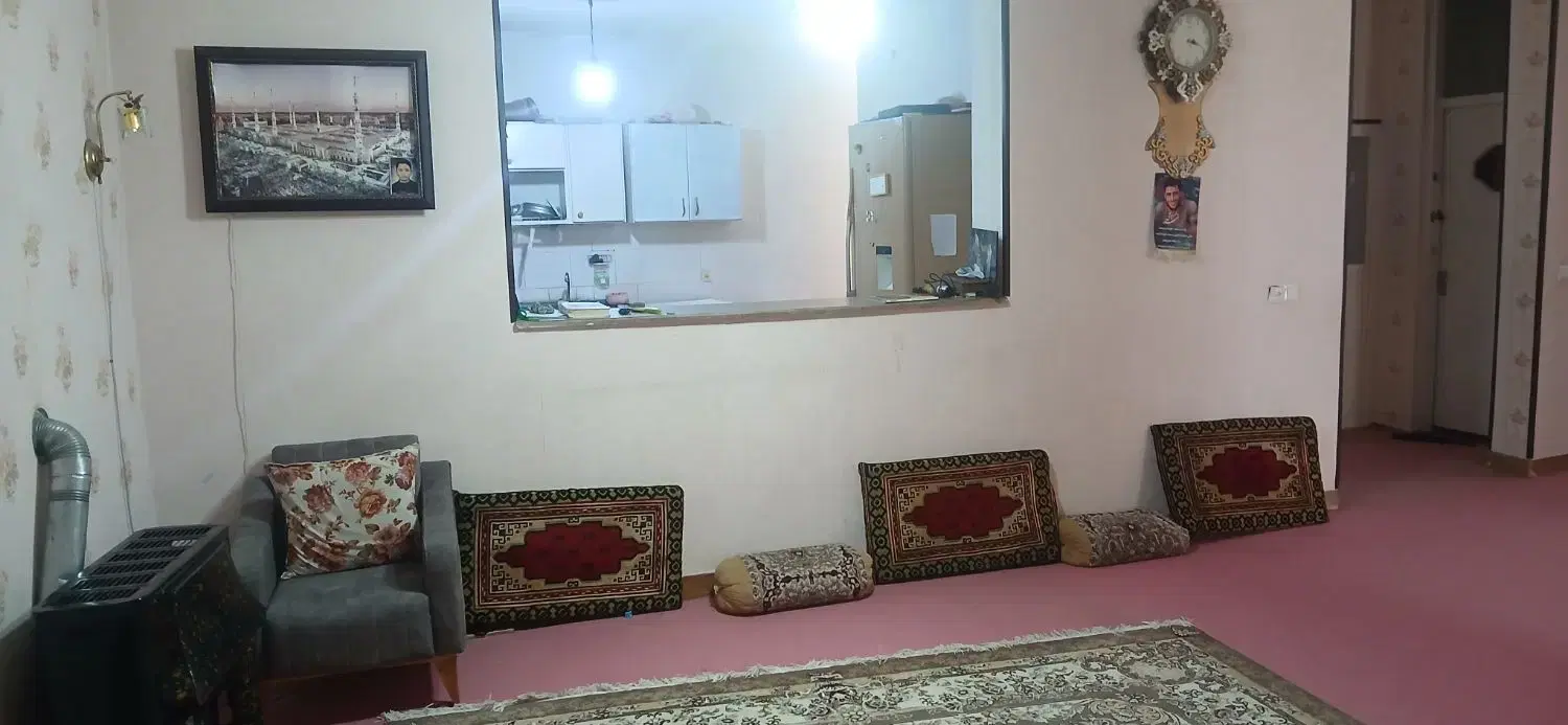 رهن و اجاره دو خوابه ویلایی .