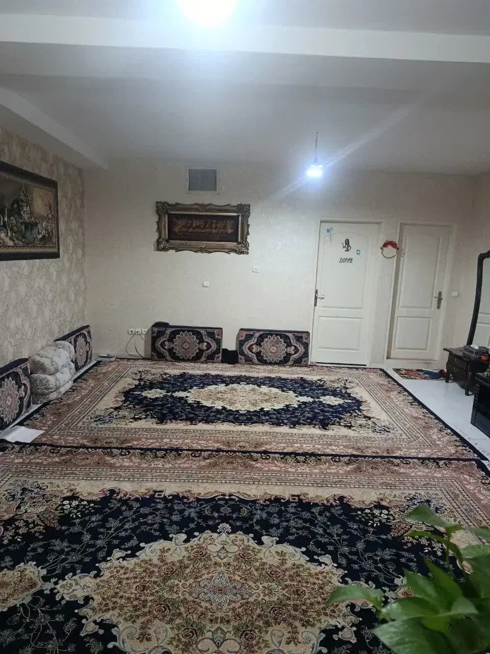 فروش یک واحد آپارتمان شیک با سند تک برگ و وام مسکن
