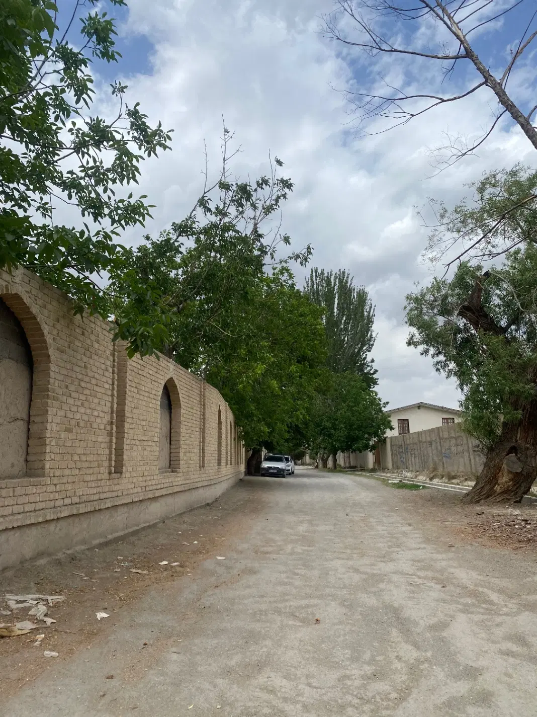 باغچه ۳۵۰ متری مستقل سند تک برگ