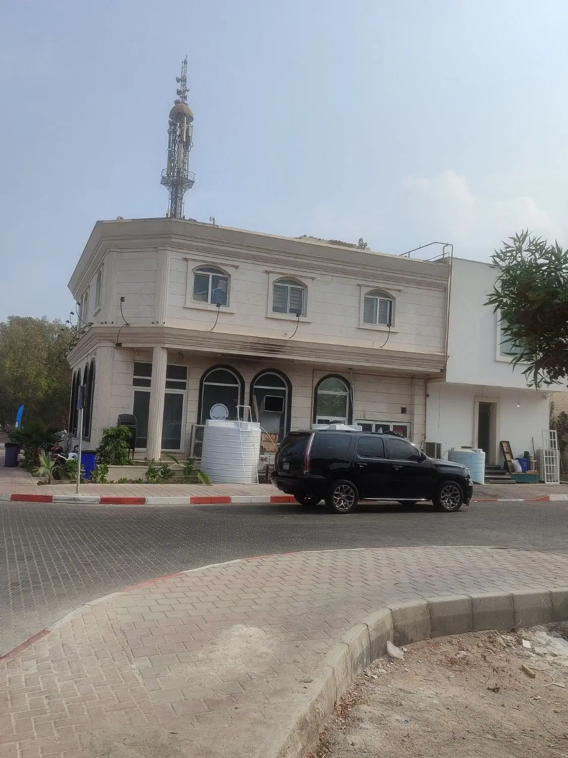 زمین و ملک موقعیت مختلف