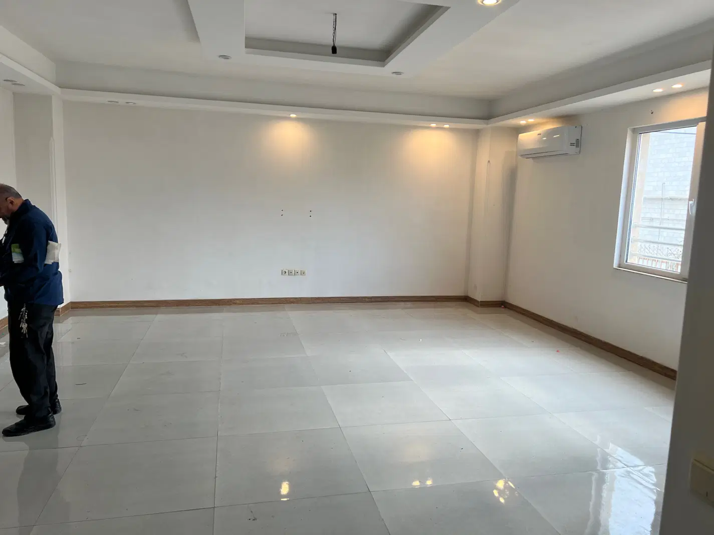 اجاره اپارتمان ۱۰۰ متری ازادگان
