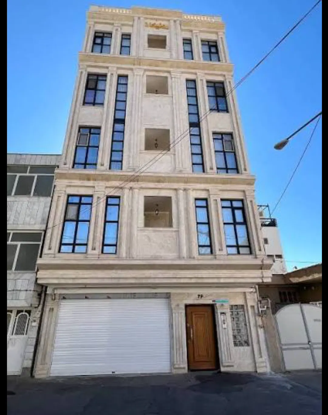 واحد ۱۸۰ متری همکف کوچه بیست متری عدل۷