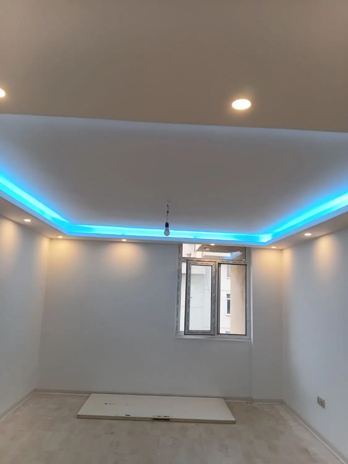 فروش اپارتمان ۶۴متری ط ۳ مجتمع گلسار تخلیه بازسازی