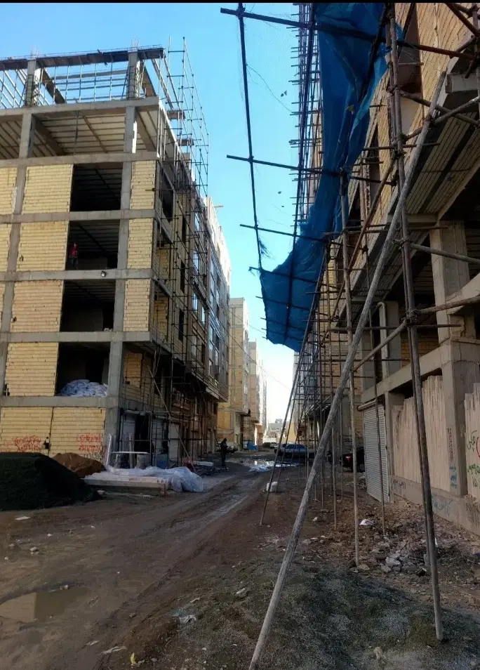 واحد 75متری پارکیندار