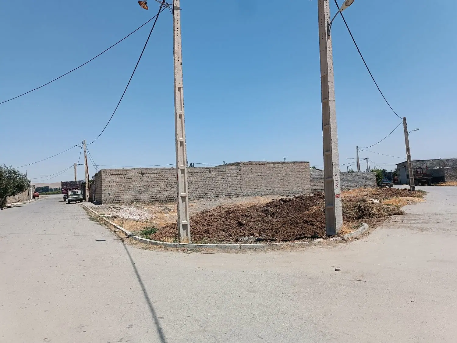 زمین روستایی