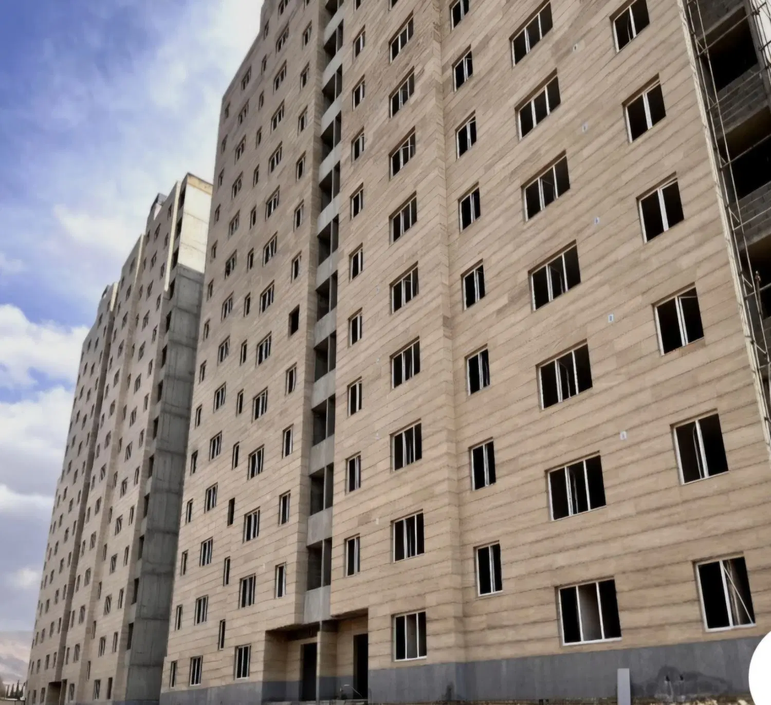 مصرف کننده امتیاز مسکن صدرا و شیراز