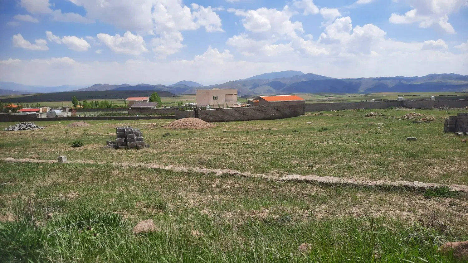 زمین ویلایی اسپیران