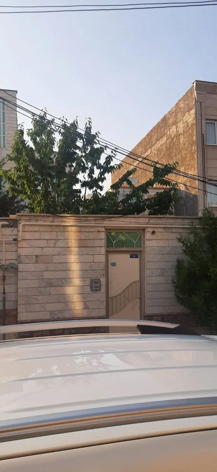 ساختمان ویلایی در شهرک اندیشه