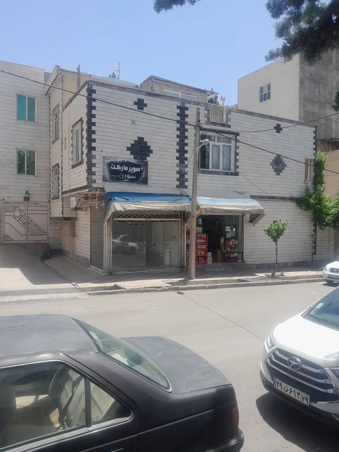 دومغازه ۳۰متر ۲۰متر جهت اجاره مینودر سوپرمارکت