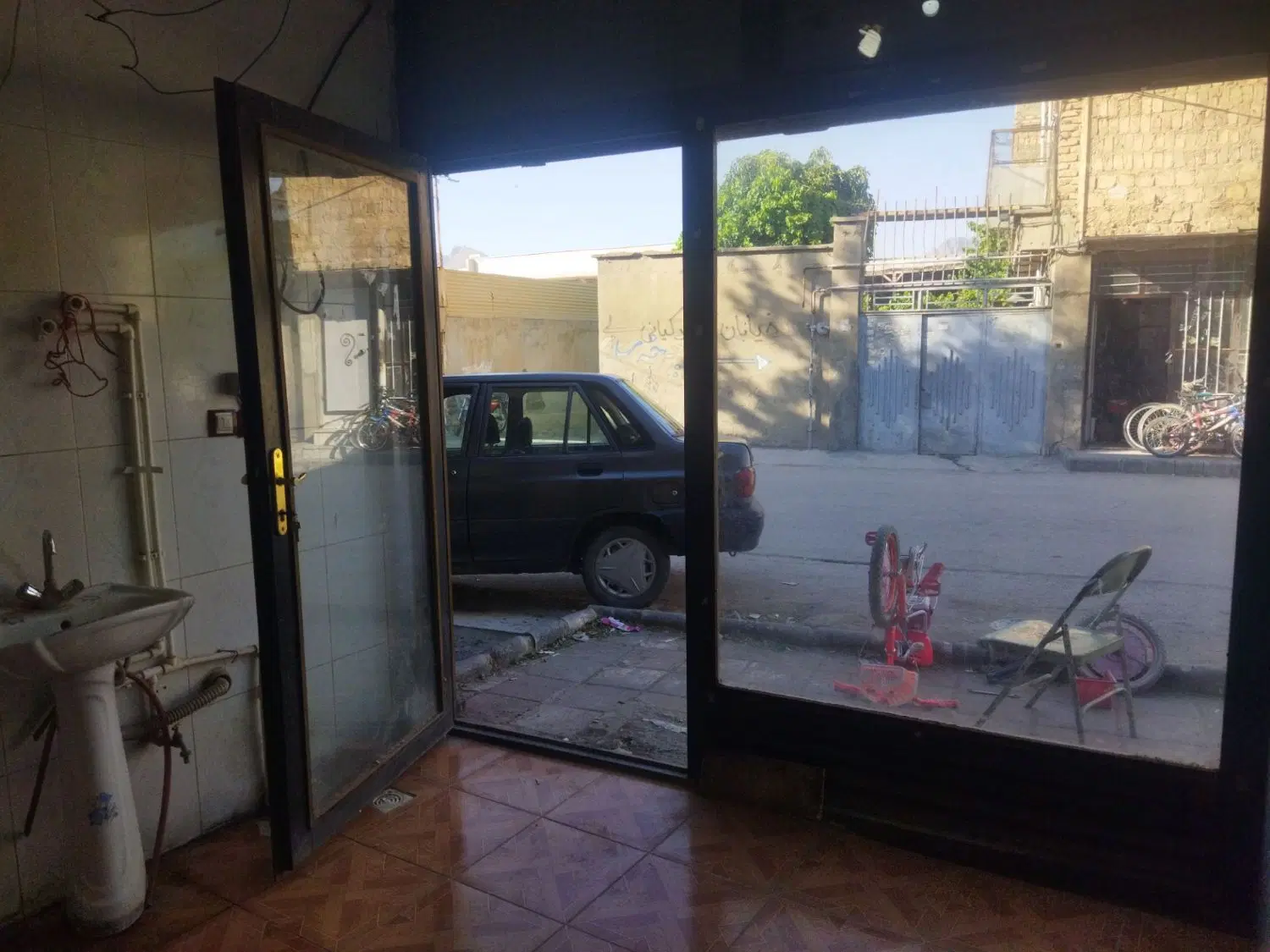 اجاره واحد تجاری ۳۰ متری در شهرک چقاگلان