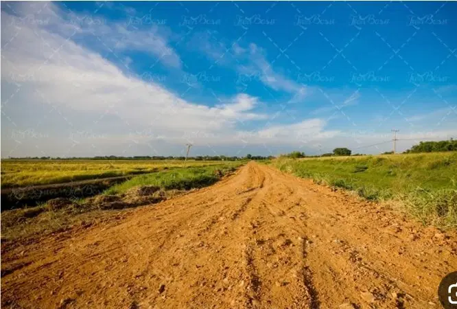 زمین زراعی همراه با اب در روستای تکلدان