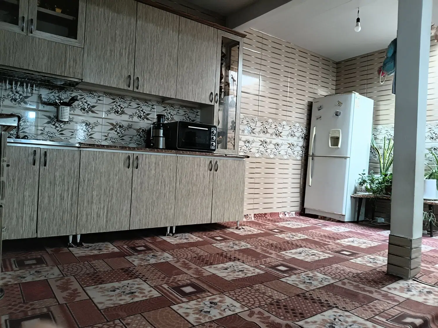 ۱۳۰ متر منزل مسکونی