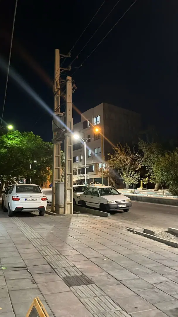 ویلا خانه ۳طبقه مستقل ۲۰۷متری