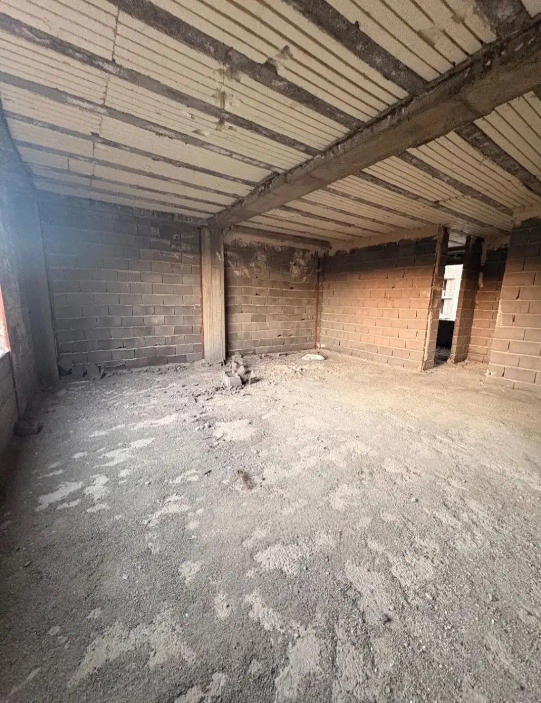 واحد نیمه کاره اول دوشان شهرک جهانگیری