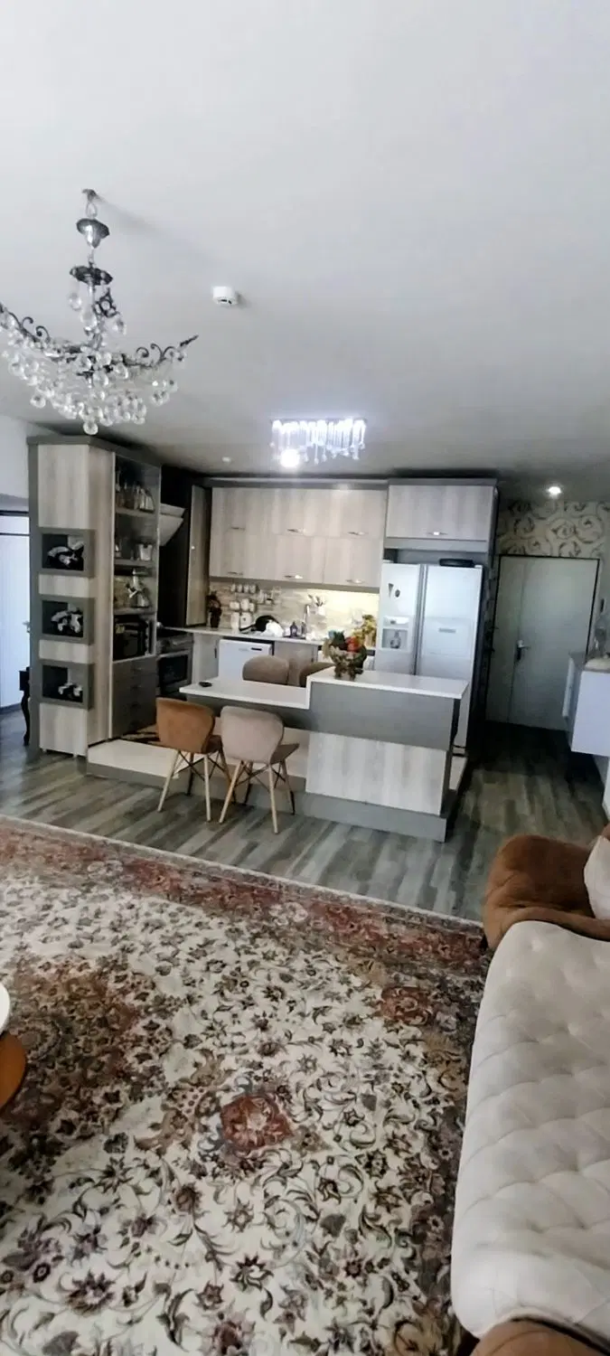 فروش آپارتمان ۹۰ متری