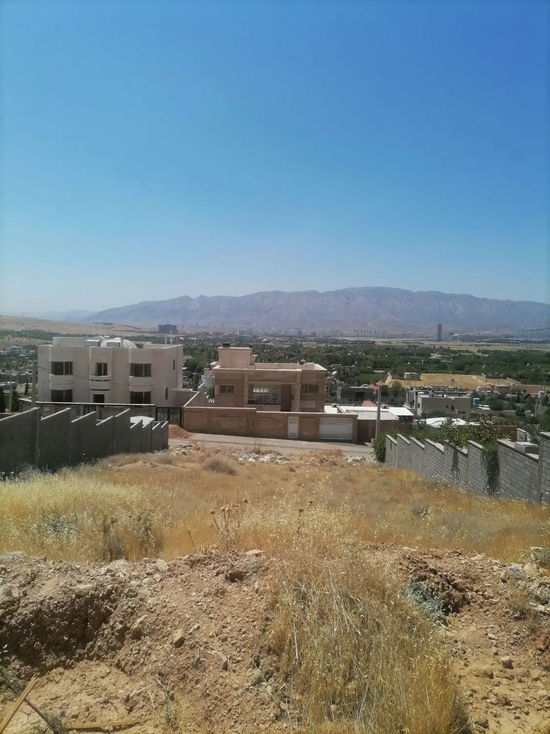 2000مترباغشهر، صدرا، ملکی