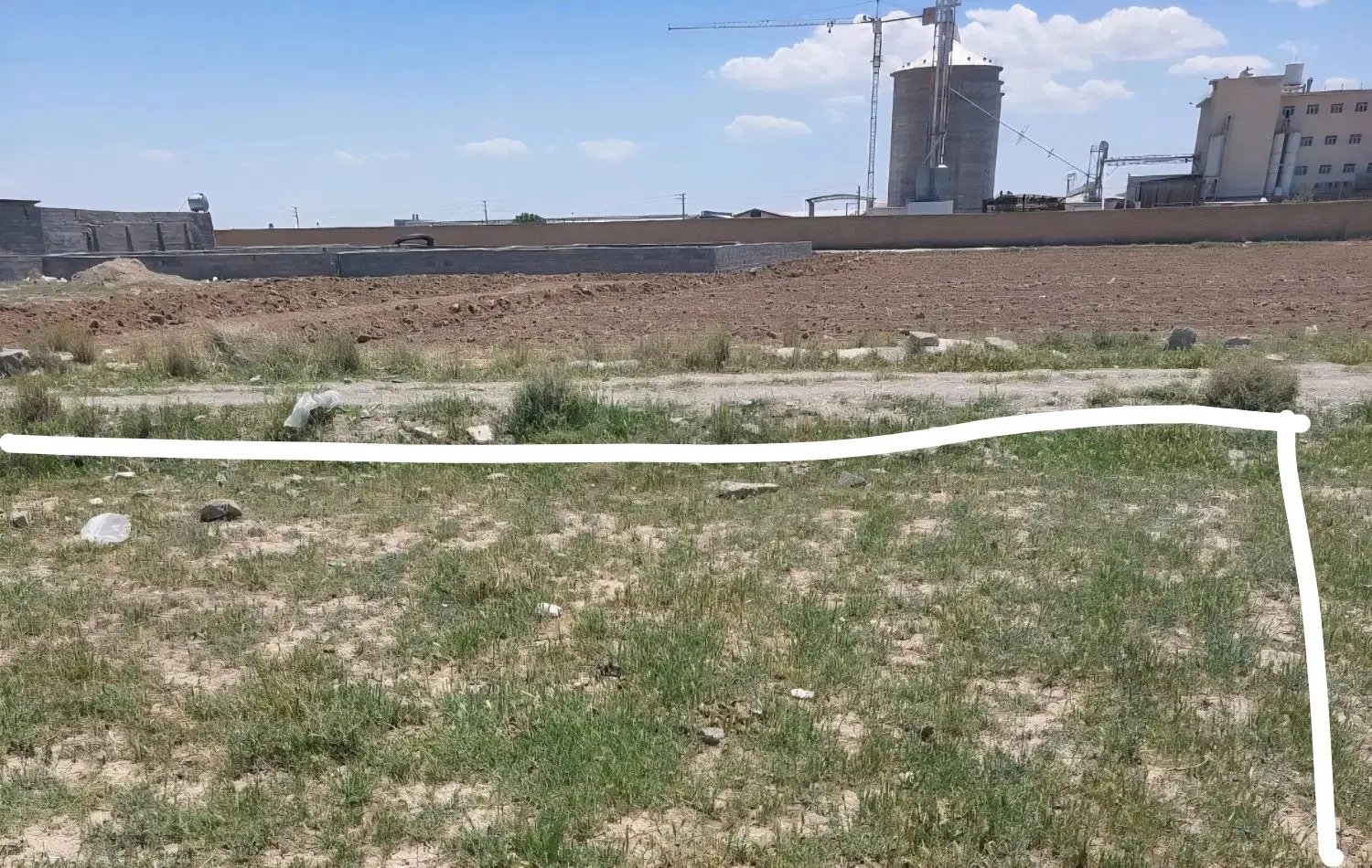زمین ۷۳۰ متر ماهدشت