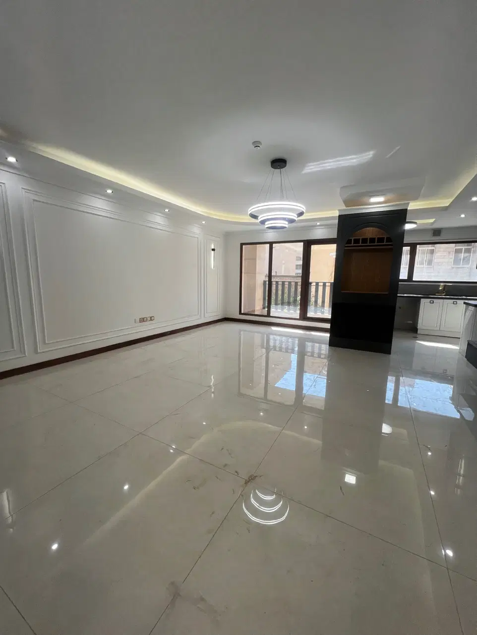 آپارتمان _۱۱۲متری _۲پارکینگ _مناسب سرمایه گذاری