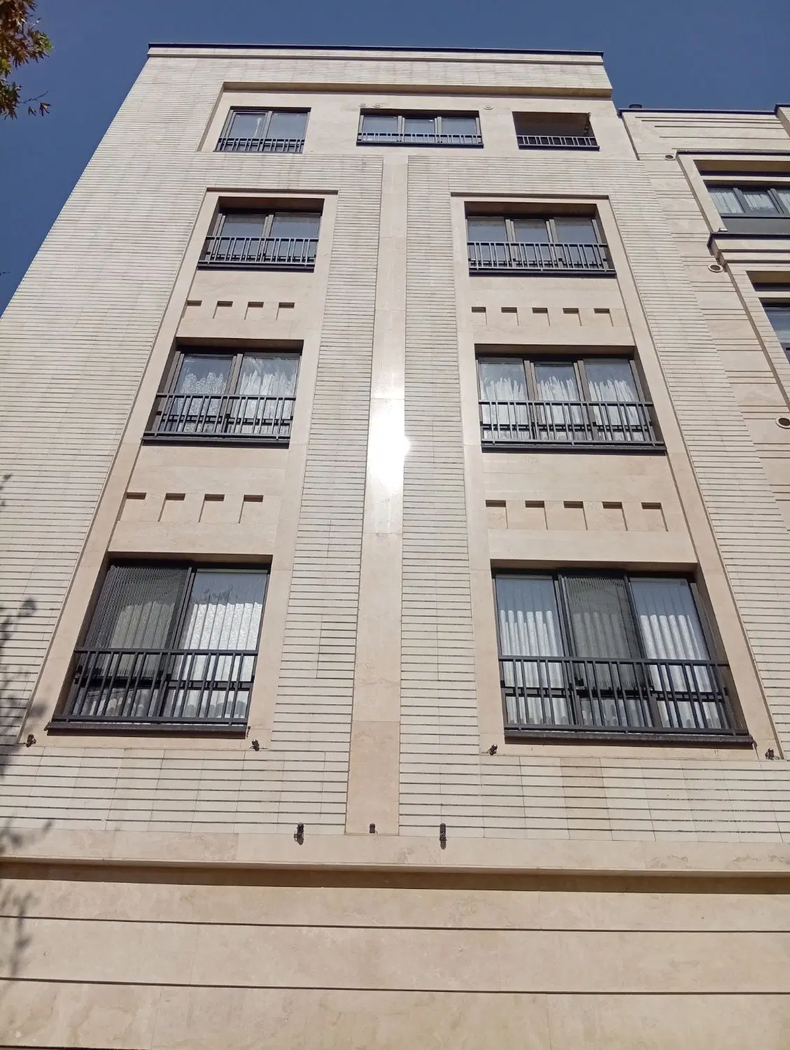 ۷۰متر دو خواب میدان ۶۲