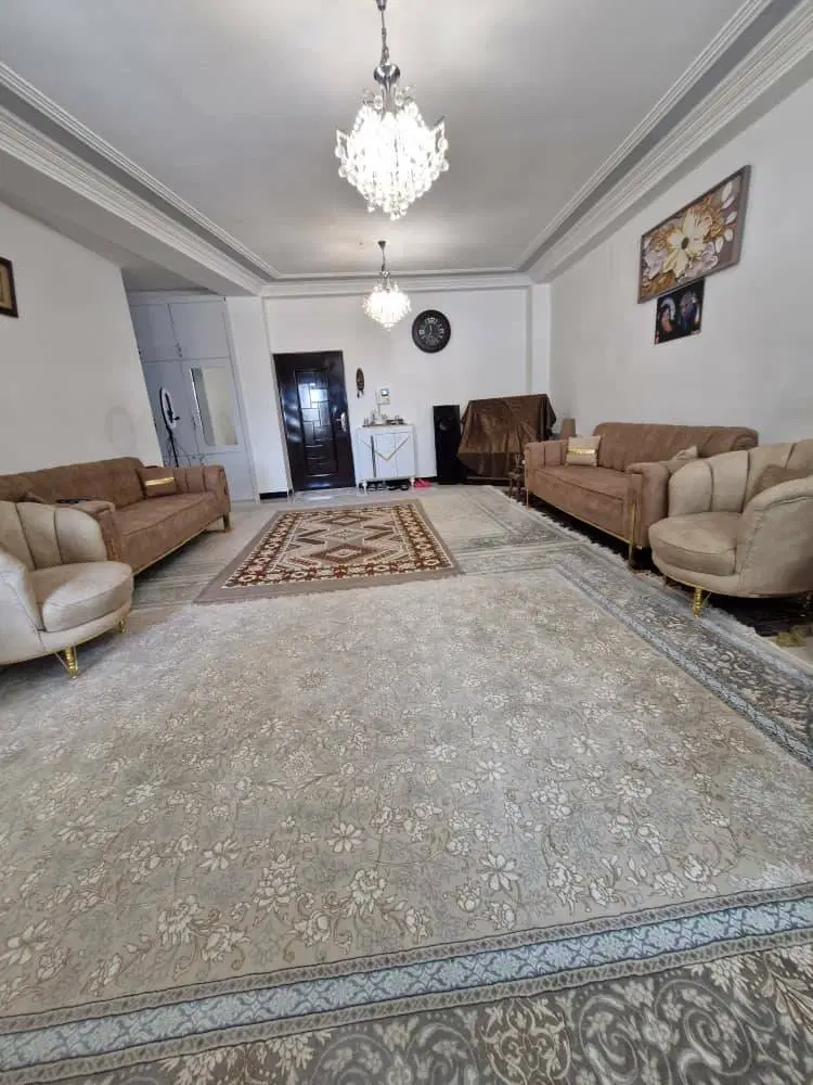 آپارتمان 100 متری خیابان کرم پور