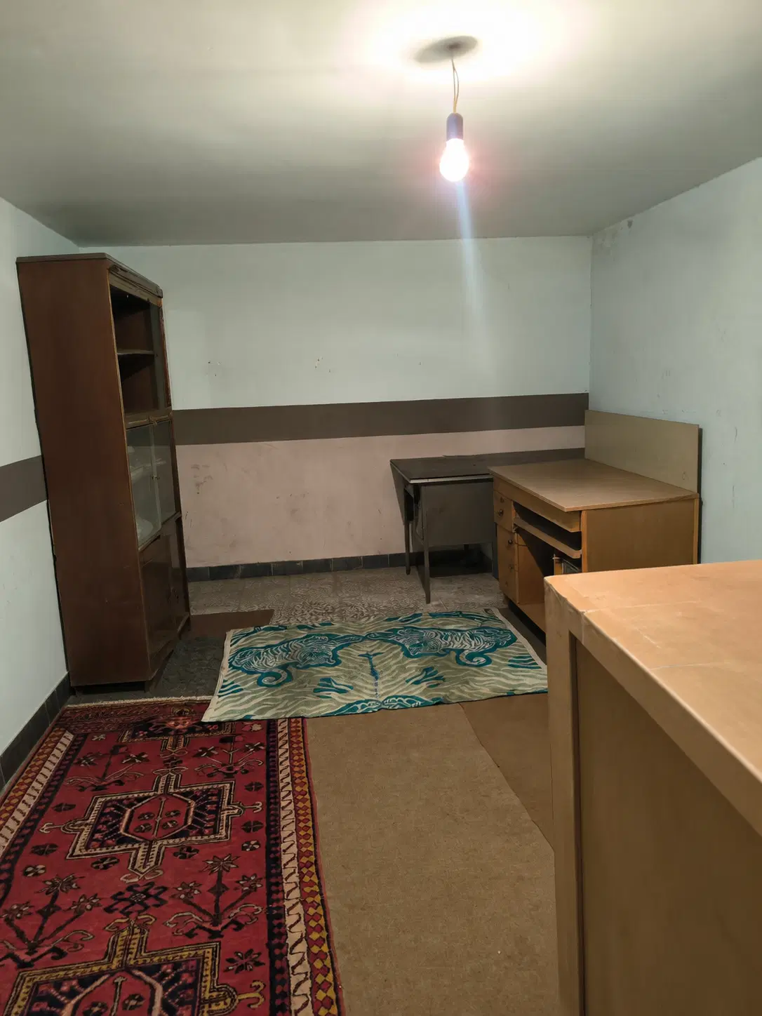 پارکینگ یا انباری