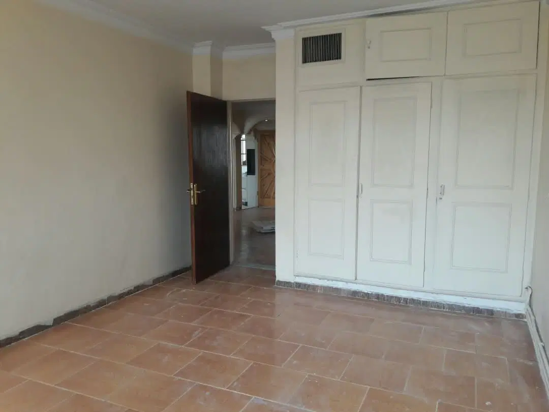 ۲۰۰ متری مسکونی خیابان مطهری