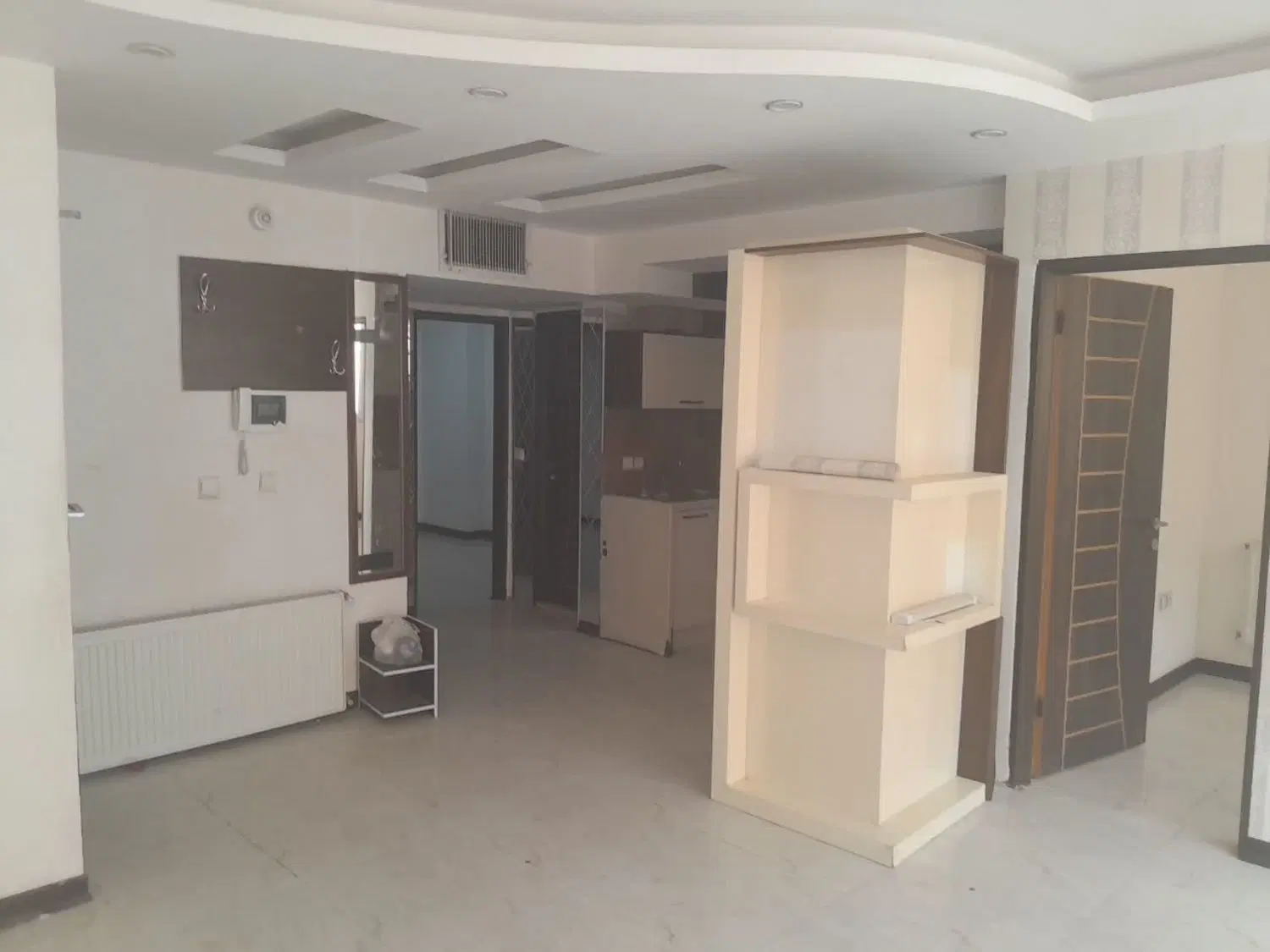 اپارتمان ۳ خوابه جامی شرقی