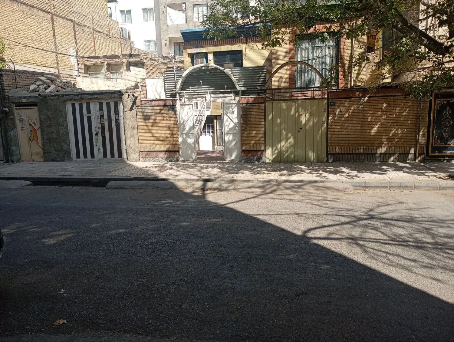 منزل ویلایی فروش