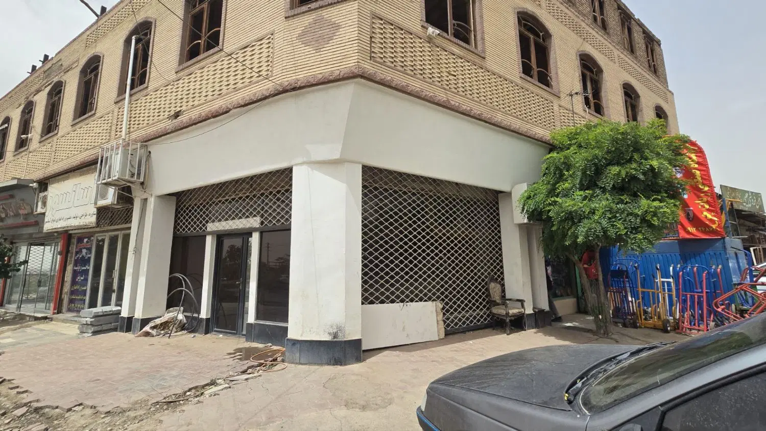 ملک دونبش اصلی تجاری(۳۳متر)بازارآهن رباط‌کریم